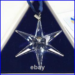 1993 Swarovski Crystal Holiday Christmas Star Snowflake Ornament in Box