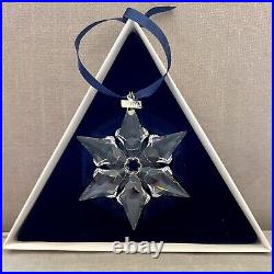 2000 Annual Swarovski Crystal Star/snowflake Holiday Ornament 3 Inch, Inner Box