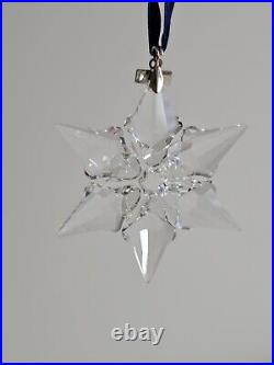 2000 SWAROVSKI Annual Crystal Snowflake Ornament. Rare Christmas Tree Decor