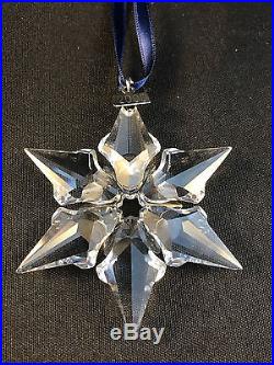 2000 Swarovski Christmas Crystal Star Snowflake Ornament - Mint - No Box