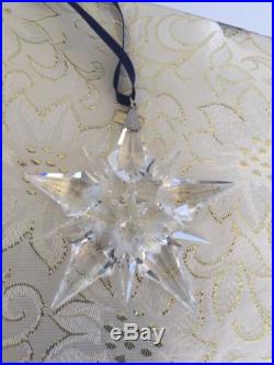 2001 MIB SWAROVSKI CRYSTAL ANNUAL SPARKLY CHRISTMAS ORNAMENT STAR/SNOWFLAKE