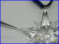2001 Swarovski Crystal Annual Snowflake Christmas Ornament NO RESERVE