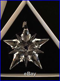 2001 Swarovski Crystal Annual Snowflake Star Christmas Ornament With Box