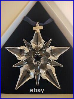 2001 Swarovski Crystal Christmas Ornament Star Snowflake #267941 NIB w. COA