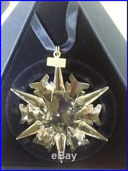2002 Swarovski Annual Christmas Snowflake Star Ornament Xmas Holiday Crystal