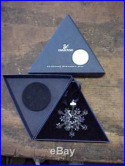 2004 SWAROVKI SNOWFLAKE STAR AUSTRIA CRYSTAL CHRISTMAS ORNAMENT BOX ROCKEFELLER