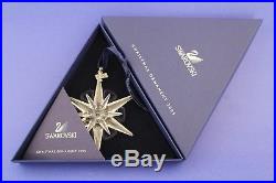 2005 Swarovski Crystal Annual Snowflake Christmas Ornament With Box