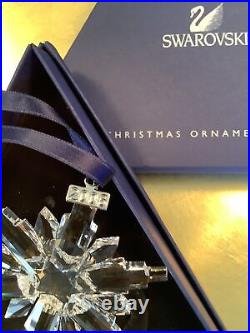 2006 SWAROVSKI Crystal Snowflake Christmas Ornament with Box Paperwork