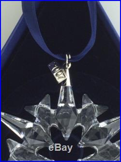 2007 Swarovski Crystal Annual Snowflake Christmas Ornament # 872200 MIB