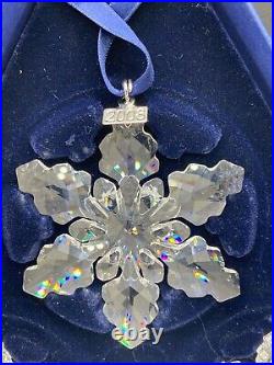2008 Swarovski Crystal 946487 Christmas Ornament Set 9400 000 215