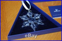 2010 Swarovski Annual Christmas Ornament Crystal Star/snowflake