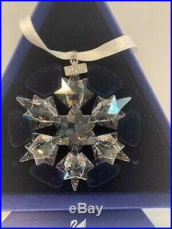 2010 Swarovski Crystal Annual Christmas Ornament Snowflake / Star