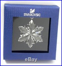 2014 LITTLE SNOWFLAKE CRYSTAL ORNAMENT SWAROVSKI XMAS #5059028