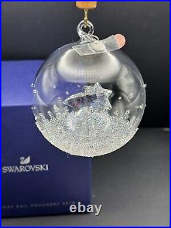 2018 SWAROVSKI Crystal Ball SHOOTING STAR Annual Holiday Ornament 5377678 HTF