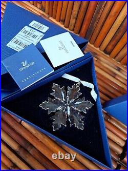 Beautiful Swan 2014 Swarovski crystal Christmas snowflake ornament