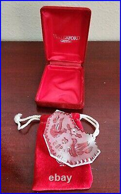 COLLECTIBLE 1985 WATERFORD 2 TURTLE DOVES CRYSTAL ORNAMENT. WithCASE. POUCH