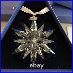 NEW Swarovski 2011 Annual Large Holiday Star Crystal Christmas Ornament 1092037