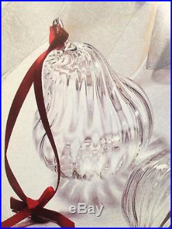 NEW in BOX STEUBEN PEAR ORNAMENT XMAS HEART CRYSTAL Holiday FRUIT
