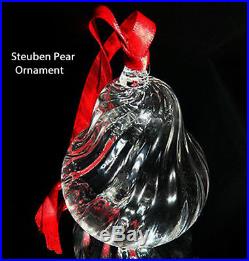 NEW in BOX STEUBEN art glass HOLIDAY PEAR ornament crystal XMAS tree heart love
