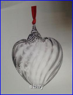 NEW in BOX STEUBEN glass PUFFY HEART ORNAMENT crystal CHRISTMAS tree GIFT