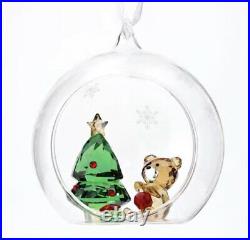 New In Box Authentic Swarovski Crystal Christmas Scene Ball Ornament #5533942