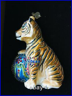 New in Box RARE Jay Strongwater Tiger with Ball Swarovski Crystal Ornament