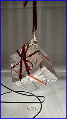 STEUBEN Glass PRESENT HOLIDAY GIFT BOX Rare Crystal Christmas Ornament w bag