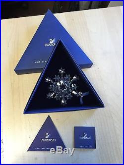 SWAROVSKI 2004 Annual Edition Crystal Christmas Ornament