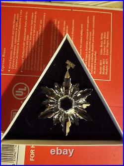SWAROVSKI CRYSTAL 1998 Annual Snowflake Christmas Ornament withBox & Certificate