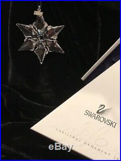 SWAROVSKI CRYSTAL CHRISTMAS ORNAMENT 2000 IN ORIGINAL BOX, COA Mint