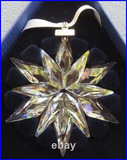 SWAROVSKI Crystal 2011 Annual Large Snowflake Star Christmas Ornament Mint & NIB
