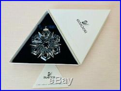 Swarovski 1999 Crystal Ornament w Box Christmas Star Snowflake large Mint