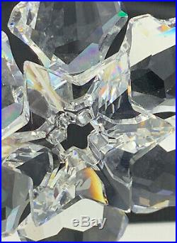 Swarovski 2000 Annual Christmas Snowflake Star Crystal Ornament (19-2454)