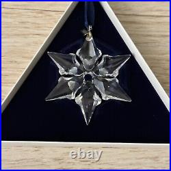 Swarovski 2000 Christmas Crystal Star Ornament Mint in Box 88929