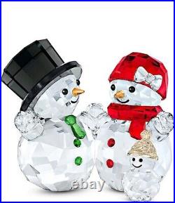 Swarovski 5533948 Crystal Figurine DEFECTIVE Joyful Christmas Snowman Family