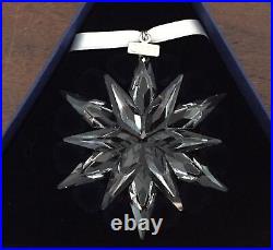 Swarovski Annual Large Snowflake Christmas Holiday Ornament 2011 NIB Crystal