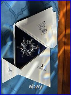 Swarovski Annual edition 1998 Christmas ornament 220037 New in box
