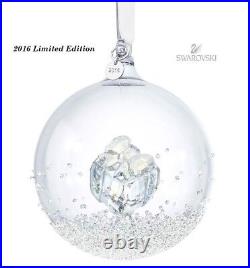 Swarovski Christmas Ball Ornament 2016 Limited Crystal 5221221 Retired