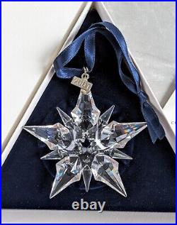 Swarovski Crystal 2001 Annual Christmas Snowflake Ornament withBox