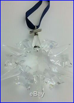 Swarovski Crystal 2002 Annual Christmas Ornament Star Snowflake w Swan no box