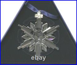 Swarovski Crystal 2006 Christmas Star / Snowflake Mint With Both Boxes 837613