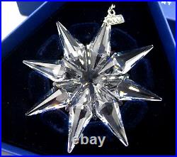 Swarovski Crystal 2009 Annual Christmas Star Holiday Ornament with Box