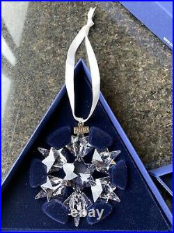 Swarovski Crystal 2010 Annual Christmas Tree Ornament Snowflake Star Large