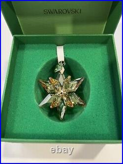 Swarovski Crystal 2023 ANNUAL EDITION FESTIVE 3D Gold Christmas Ornament 5653577