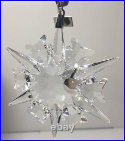 Swarovski Crystal Annual Snowflake Christmas Tree Ornament 2002