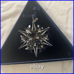 Swarovski Crystal Annual Snowflake Star Ornament 2002 MIB