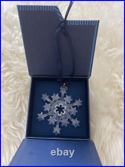 Swarovski Crystal Christmas Ornament Snowflake Annual 2004 No Box