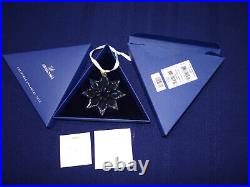 Swarovski Crystal Large Snowflake Ornament 5004489 Christmas 2013 w Box