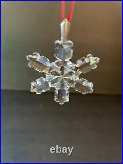 Swarovski Crystal Star/Snowflake Christmas 1992 Ornament 168 690 / SCO1992