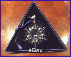 Swarovski Cut Glass Crystal 2002 Large Christmas Boxed Star Ornament Snowflake
